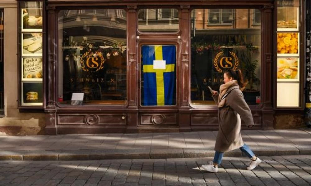Σουηδία: Μπαράζ απολύσεων εν μέσω πανδημίας κορωνοϊού